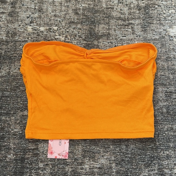 NWT SHEIN ribbed tube top - Picture 2 of 3